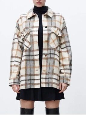 Zara Plaid button up jacket